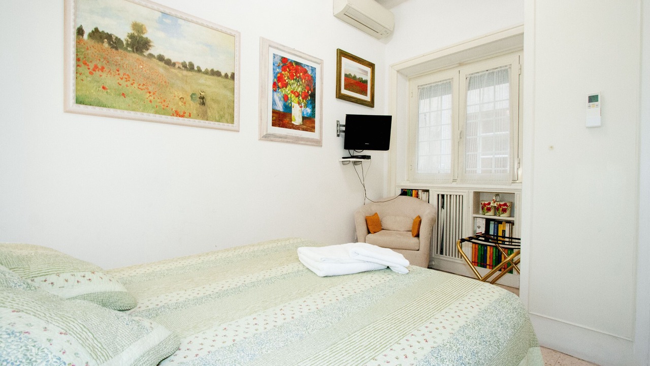 Photo of Bedroom in Quartiere XIII Aurelio