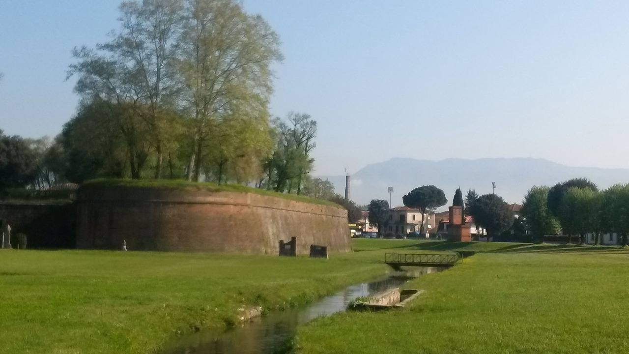 Photo of Others in Lucca