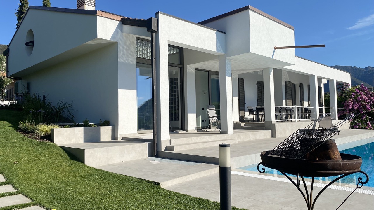 Photo of Outdoor in Roe