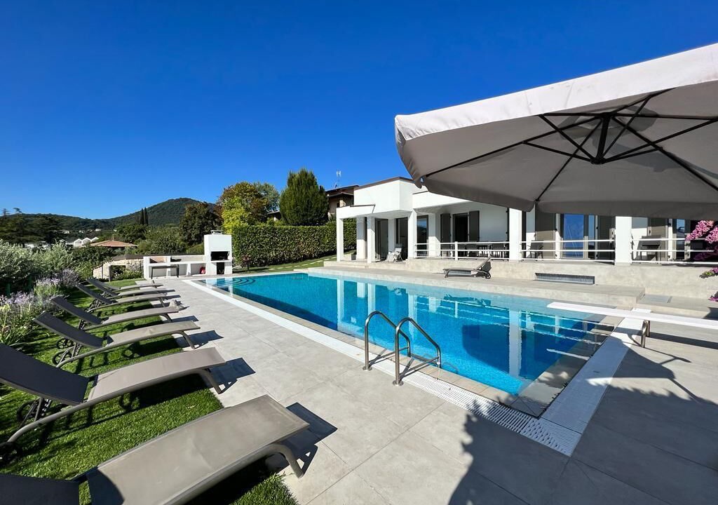Photo of Outdoor in Roe