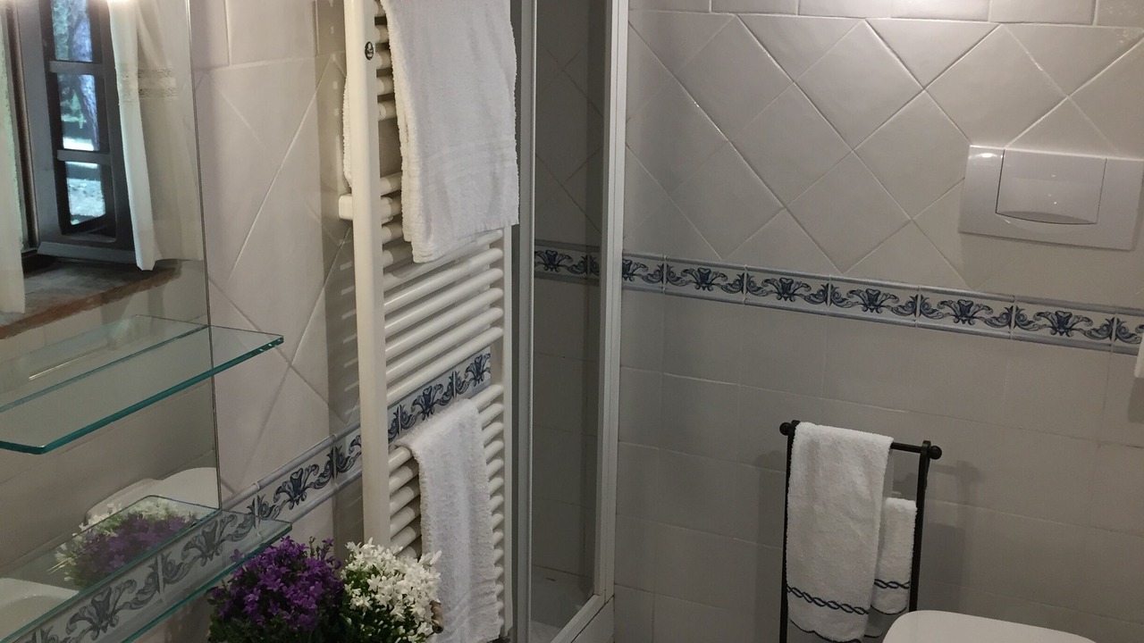 Photo of Bathroom in Simignano
