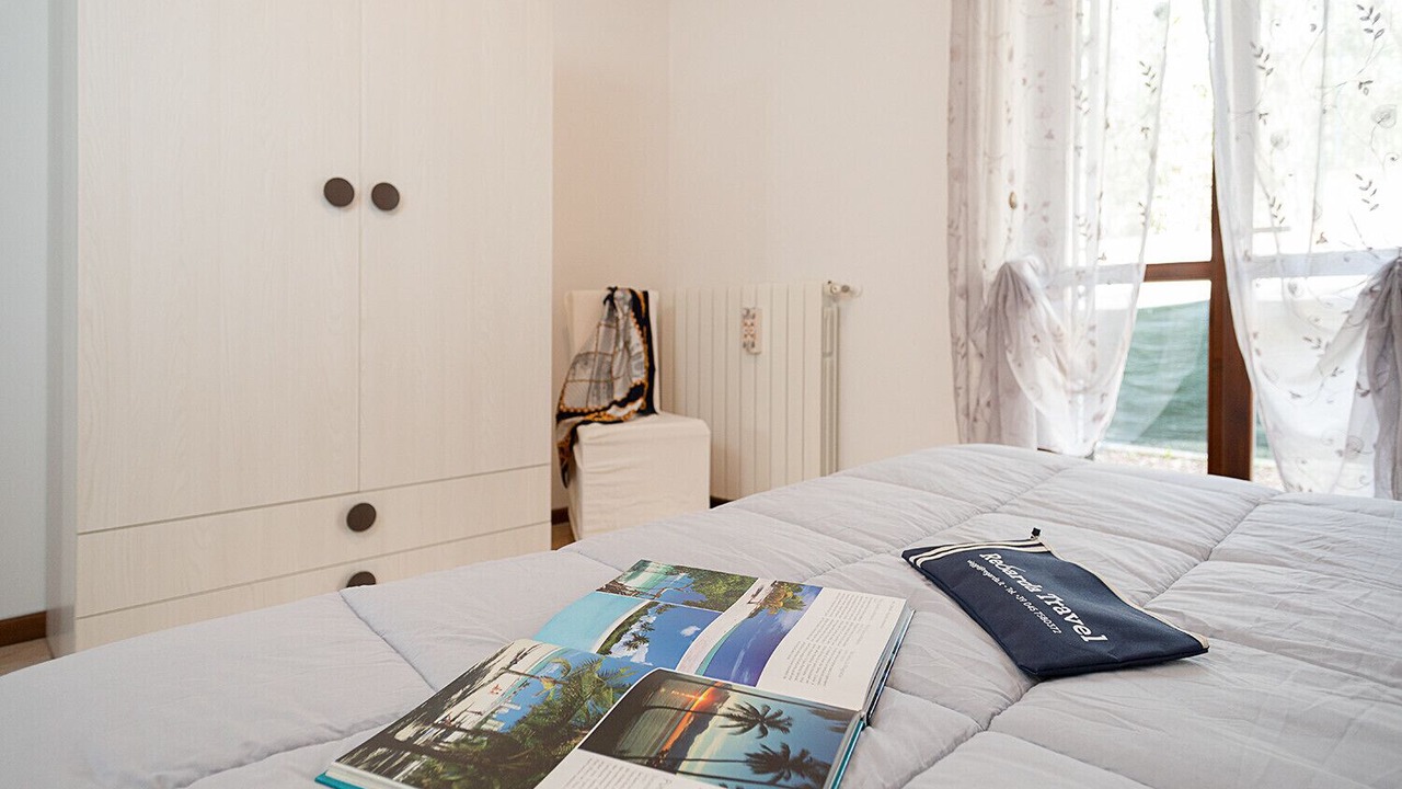Photo of Bedroom in Cola