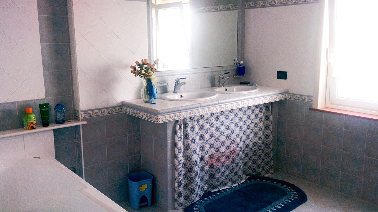 Photo of Bathroom in Mongiove