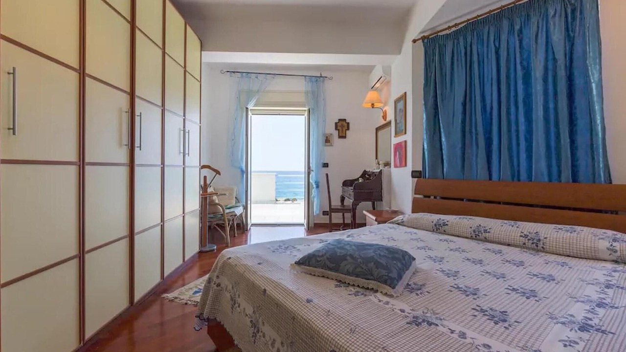 Photo of Bedroom in Mongiove