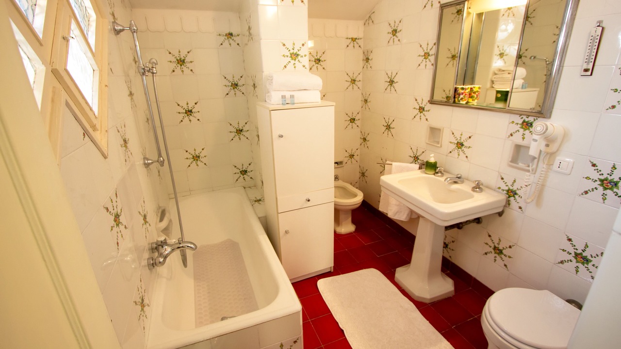 Photo of Bathroom in Dorsoduro