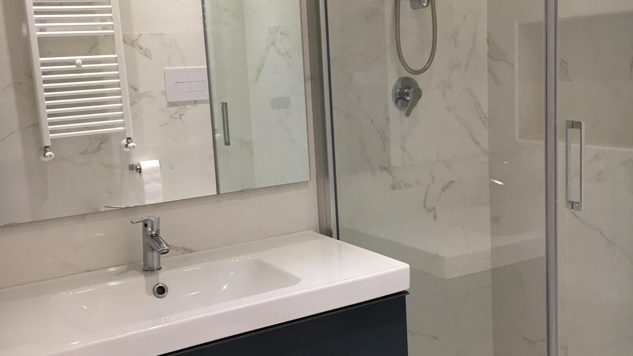Photo of Bathroom in Naples City Centre