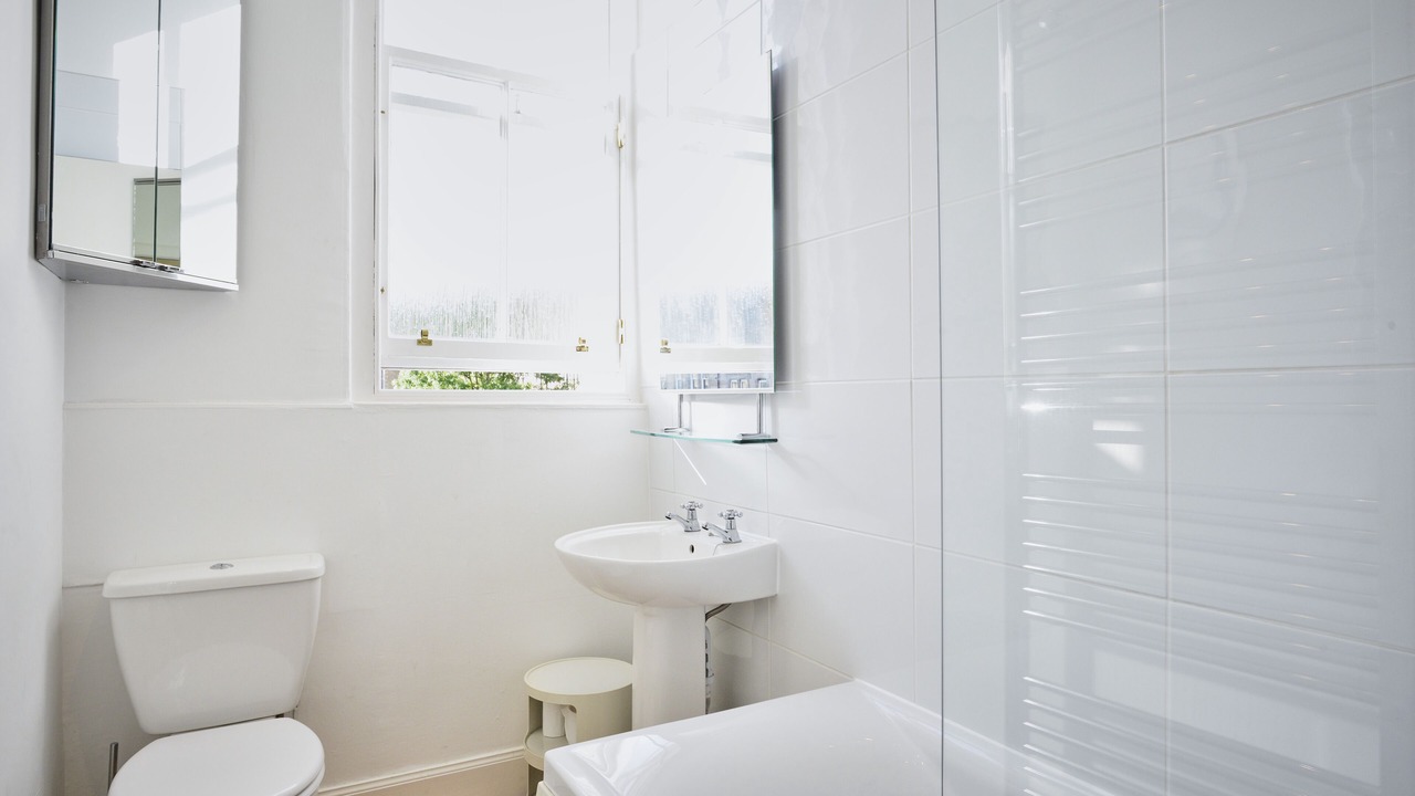 Photo of Bathroom in Comely Bank