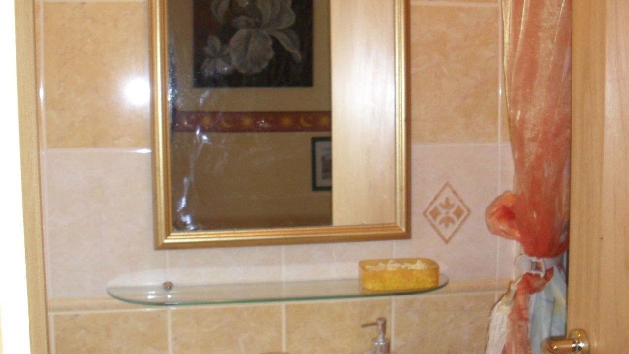 Photo of Bathroom in EUR