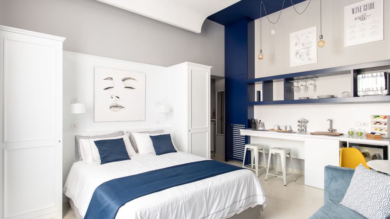 Photo of Bedroom in Naples City Centre