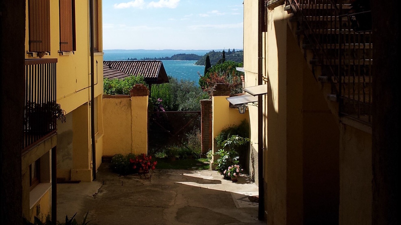 Photo of Outdoor in Morgnaga