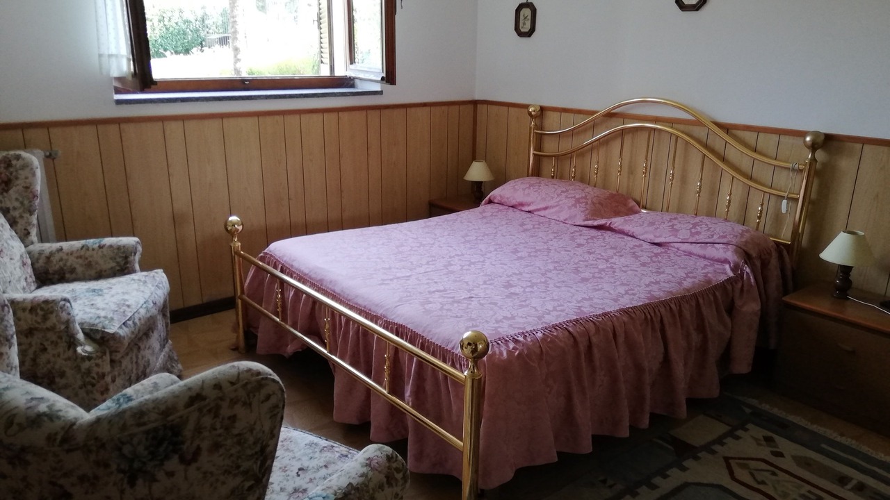 Photo of Bedroom in Armeno
