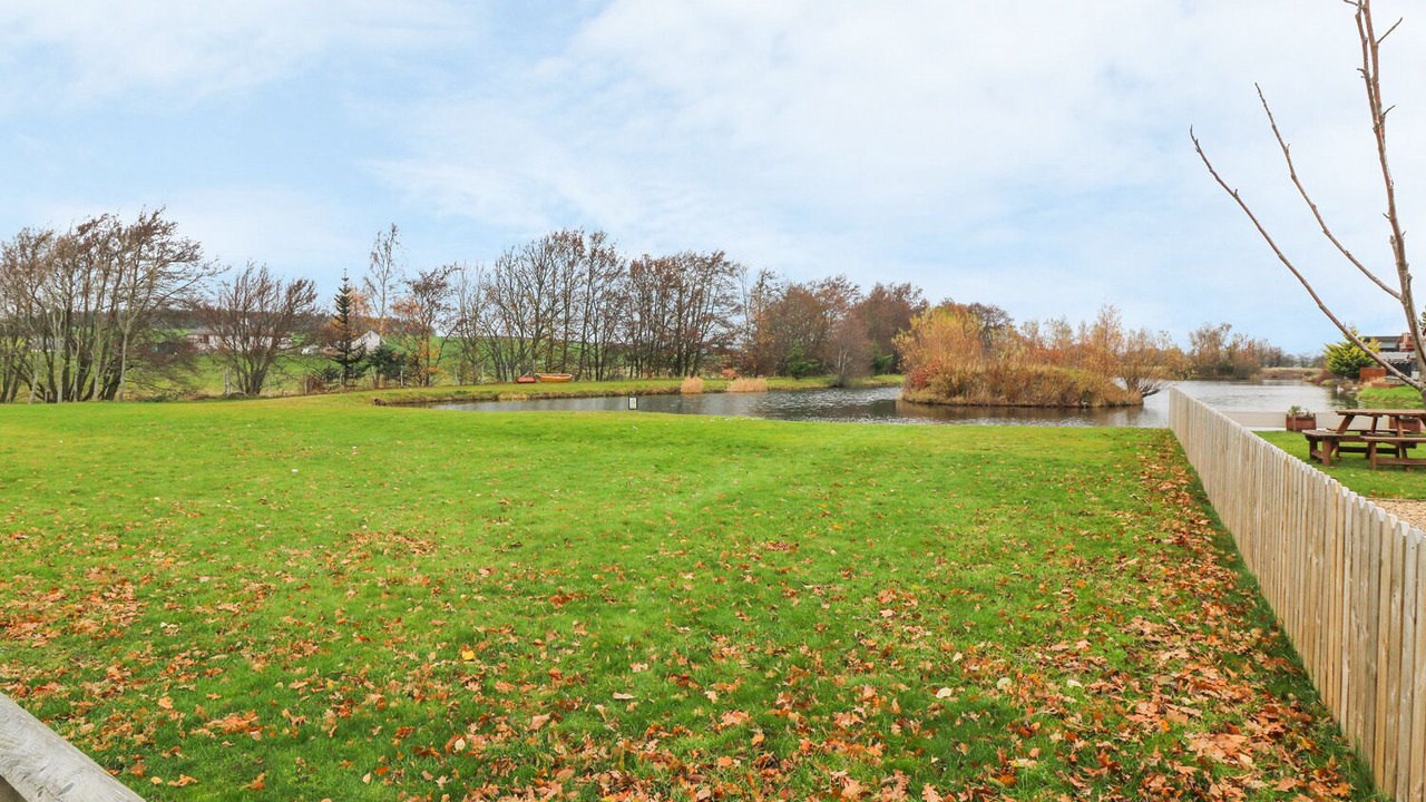 Photo of Outdoor in Dunning