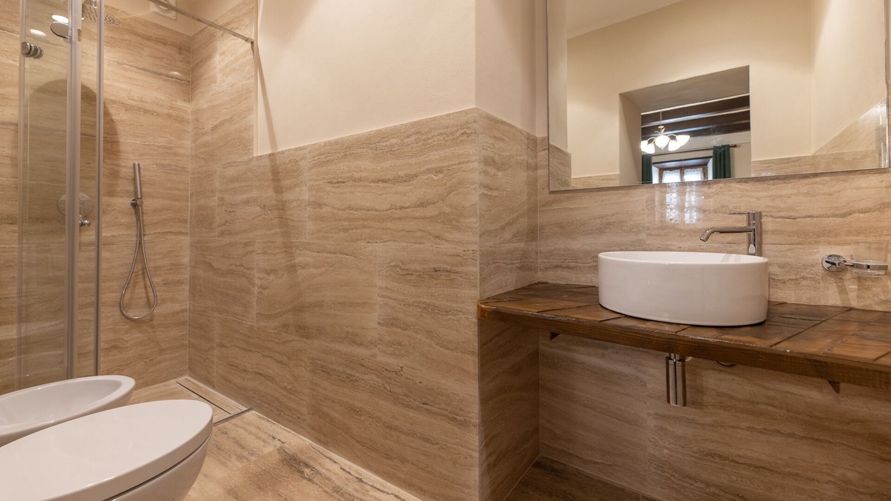 Photo of Bathroom in Cortona