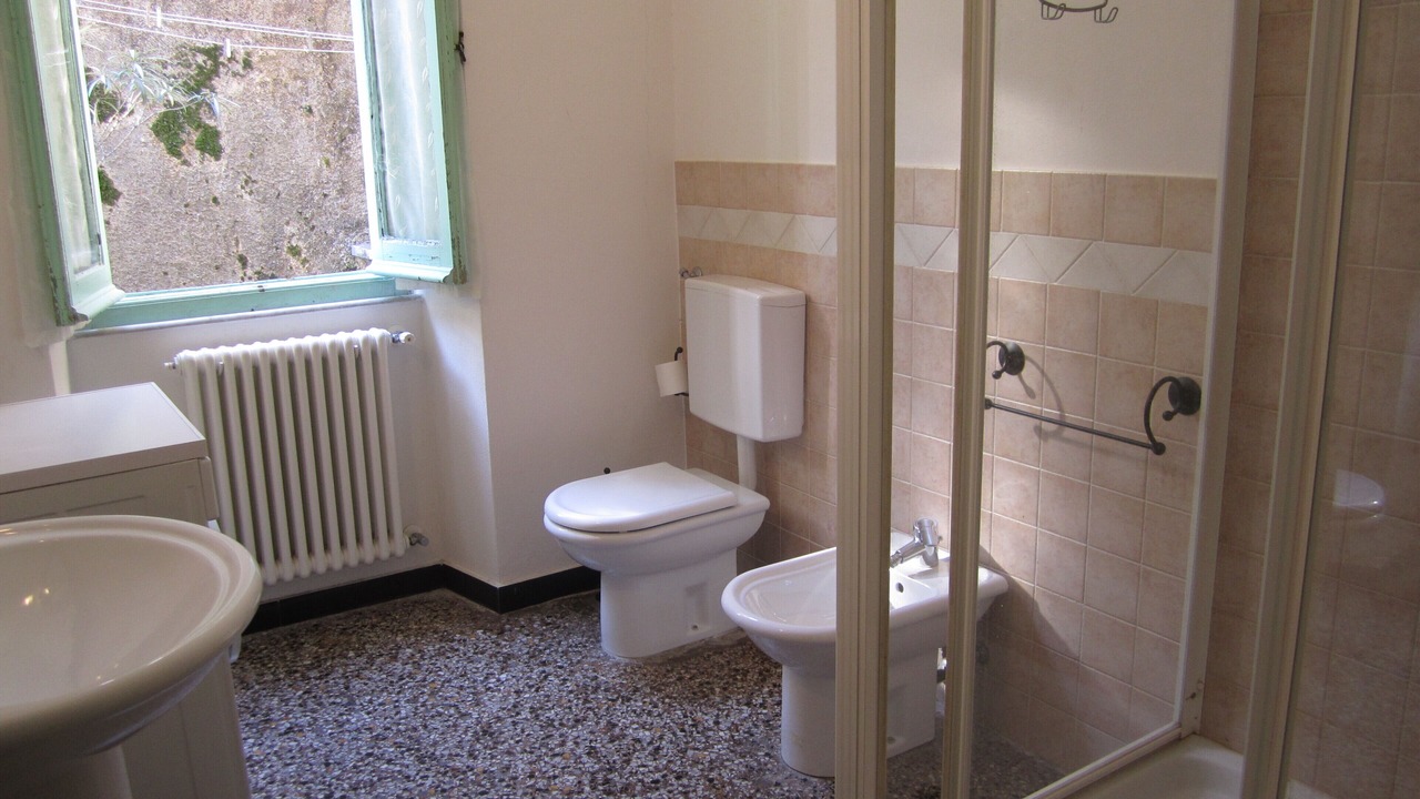 Photo of Bathroom in Levanto