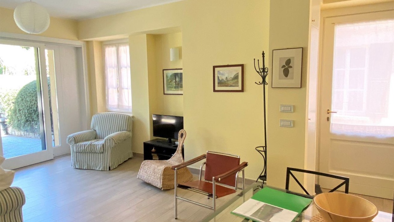 Photo of Livingroom in Bellagio