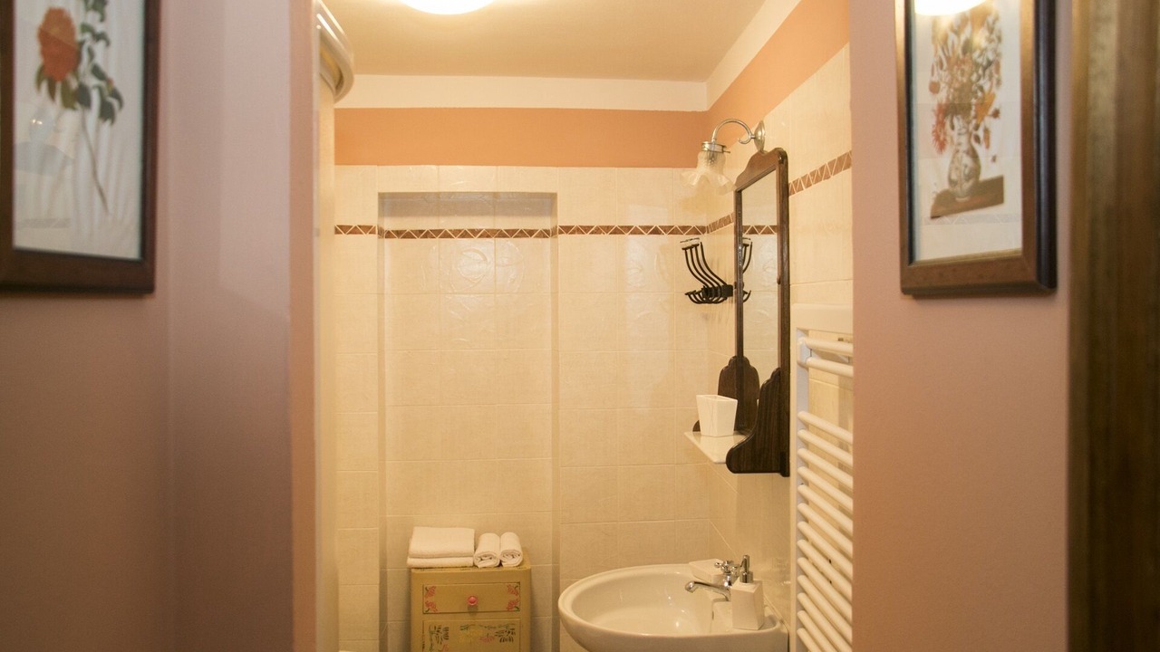 Photo of Bathroom in Raggiolo