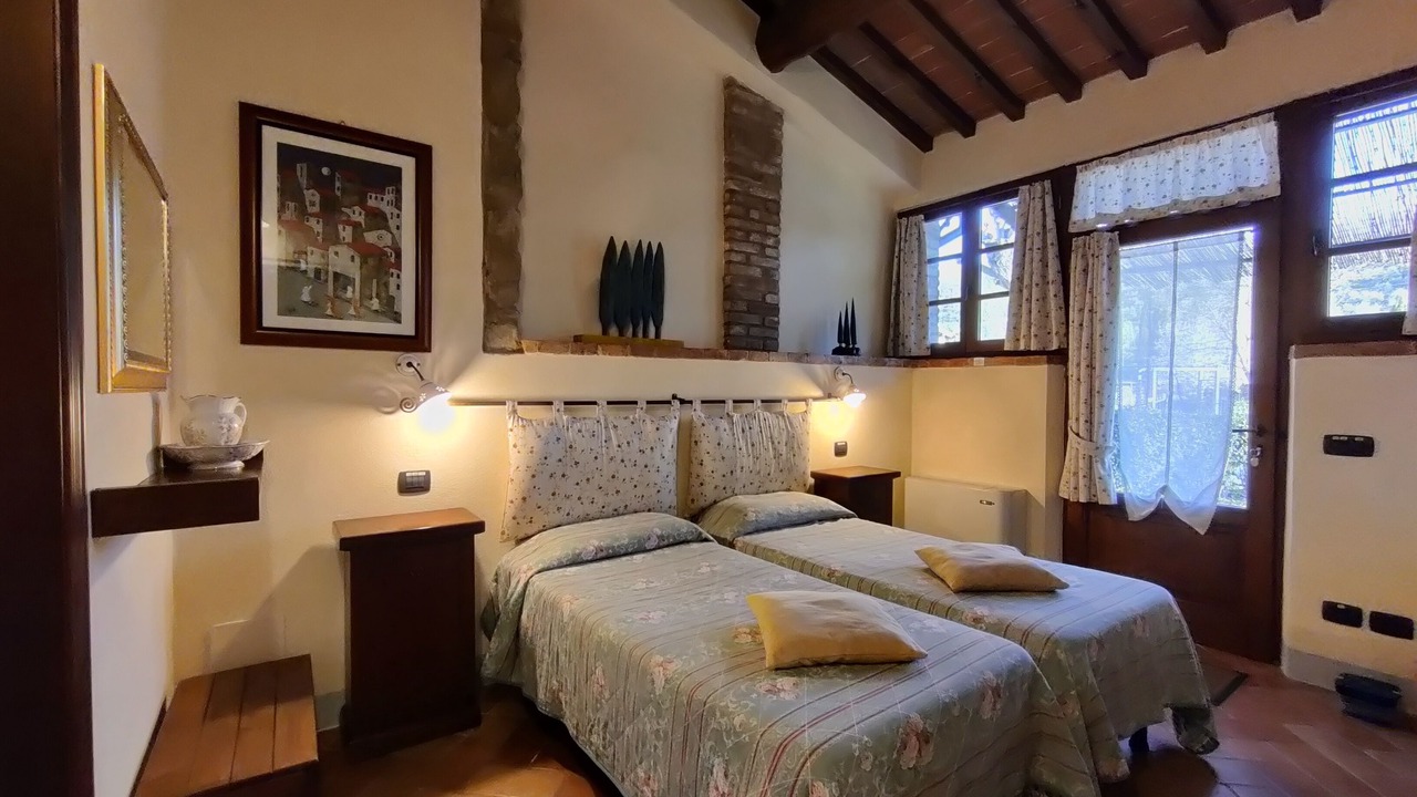 Photo of Bedroom in Cortona