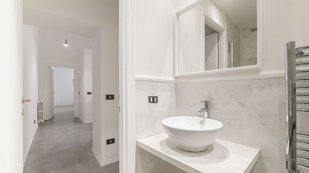 Photo of Bathroom in Rione VI Parione