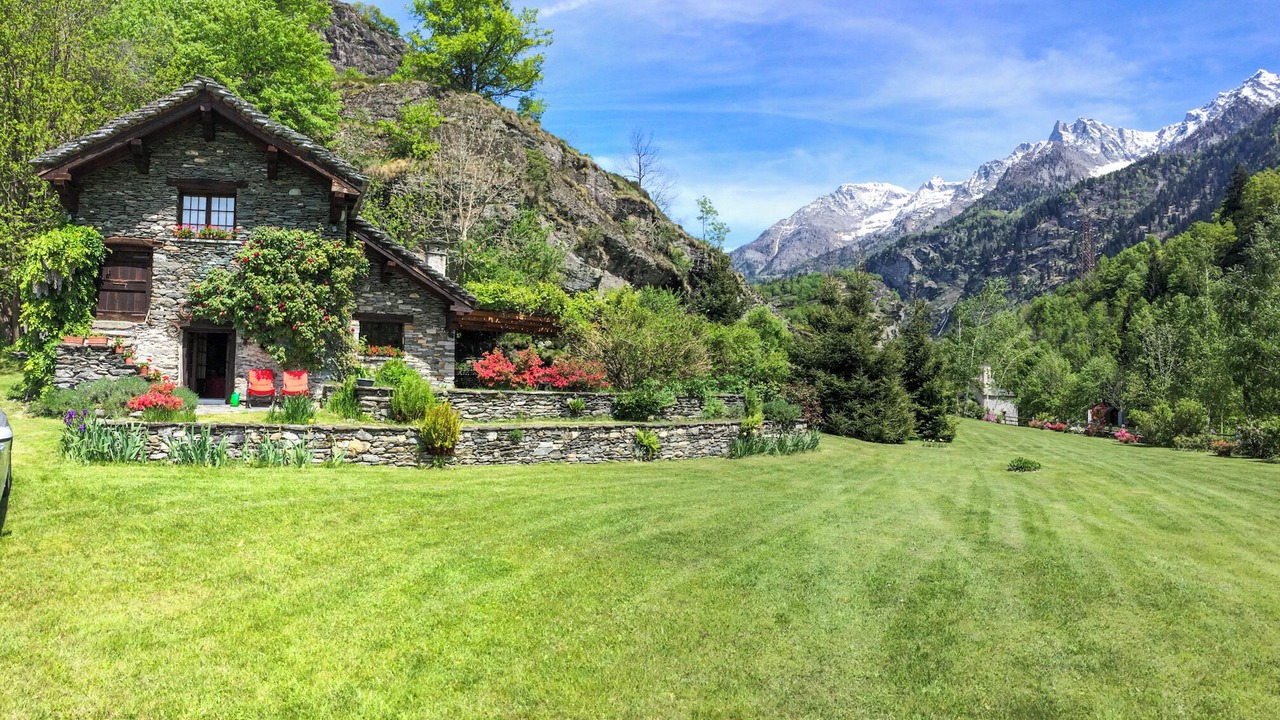 Photo of Outdoor in Croveo