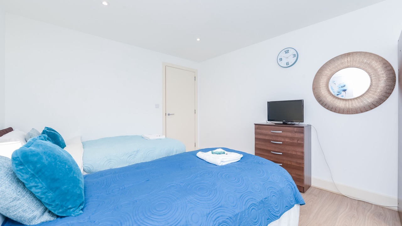Photo of Bedroom in Island Gardens