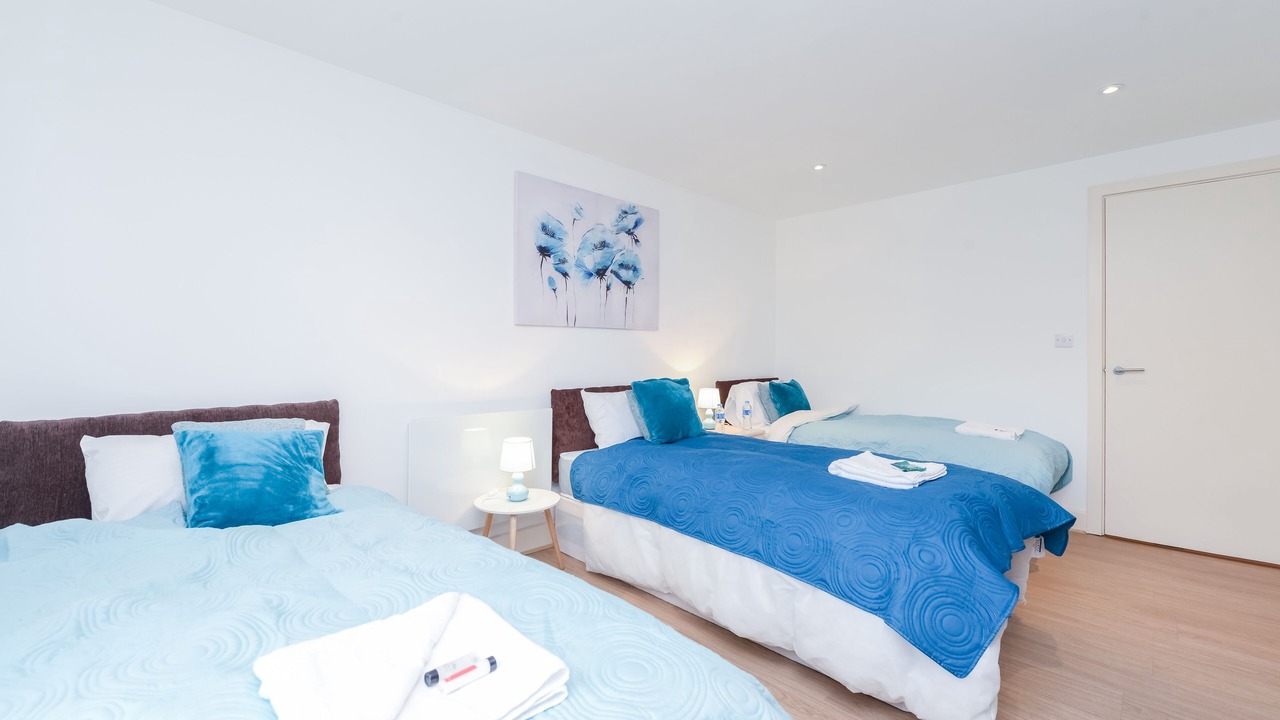 Photo of Bedroom in Island Gardens