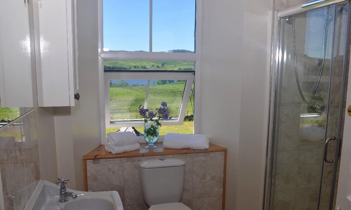Photo of Bathroom in Lochgilphead