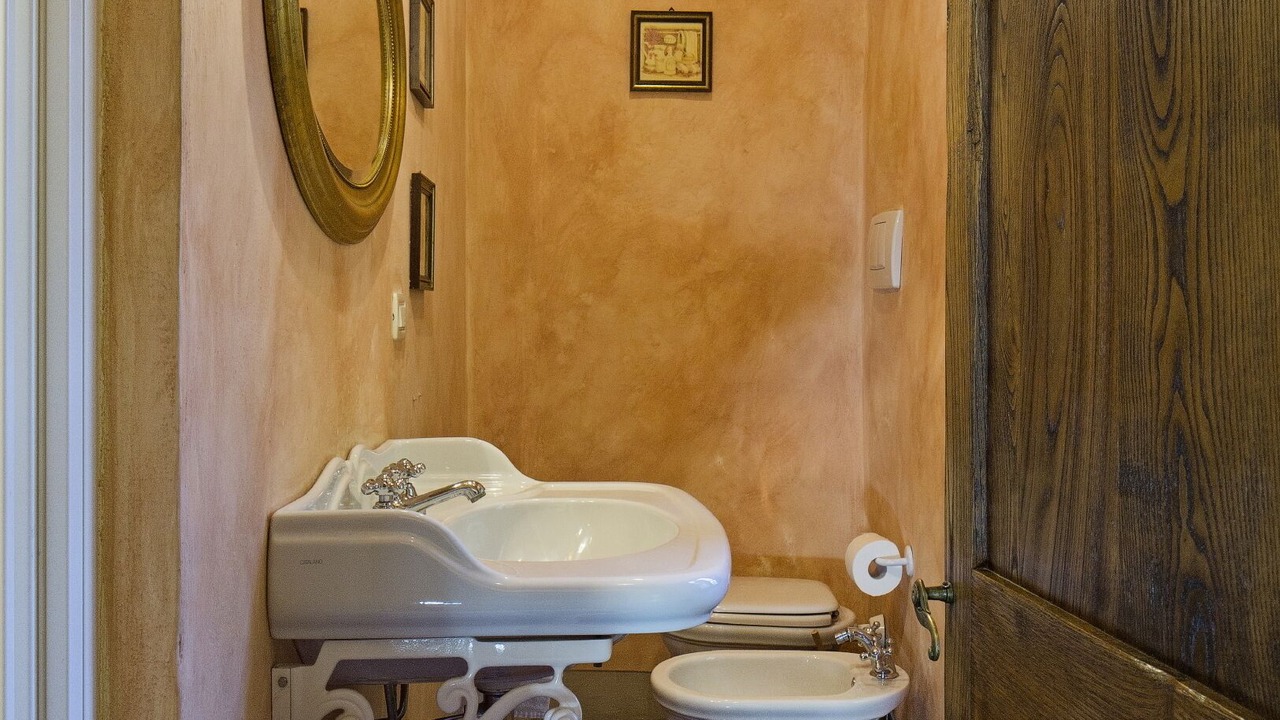 Photo of Bathroom in Gaiole in Chianti