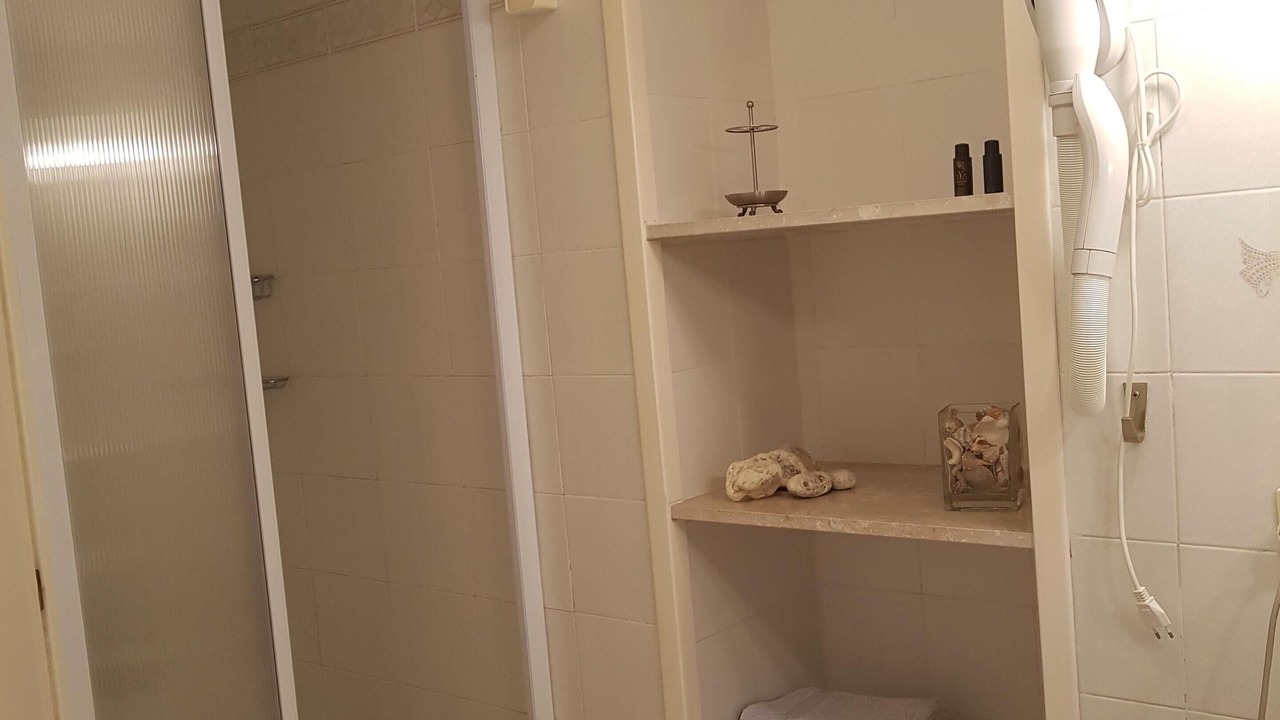 Photo of Bathroom in Le Forna