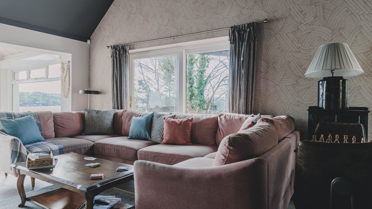 Photo of Livingroom in Teignmouth