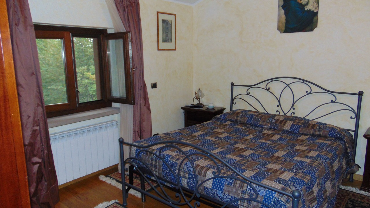 Photo of Bedroom in Collepardo