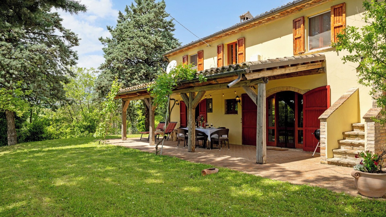 Photo of Outdoor in Rupoli