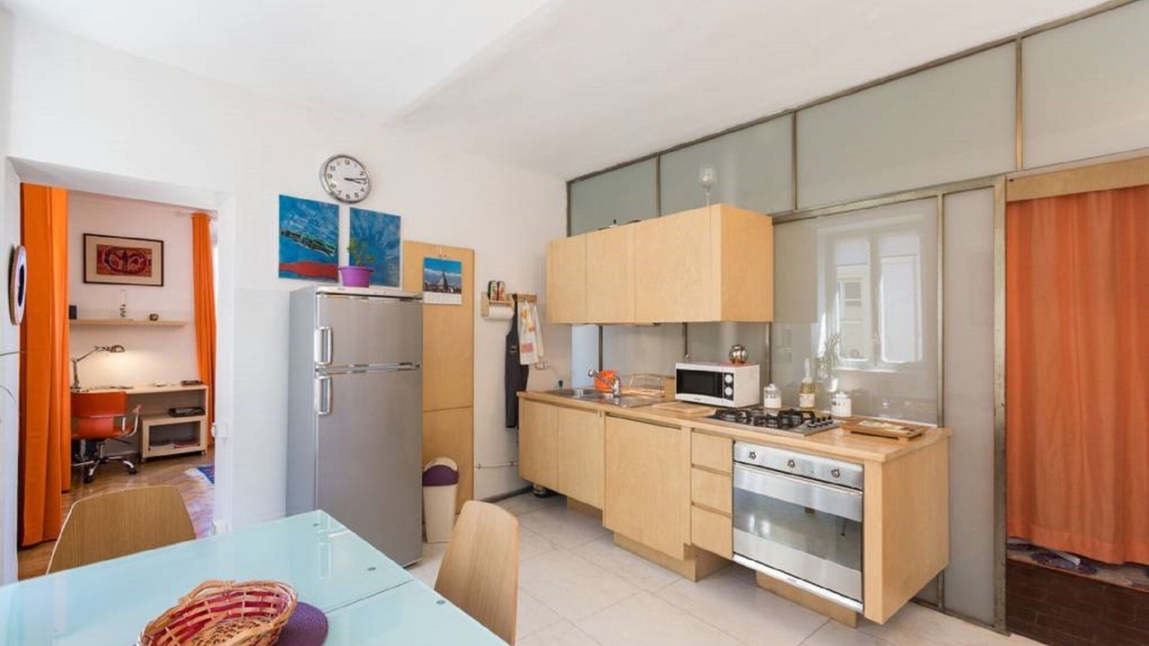 Photo of Kitchen in Roman Quarter