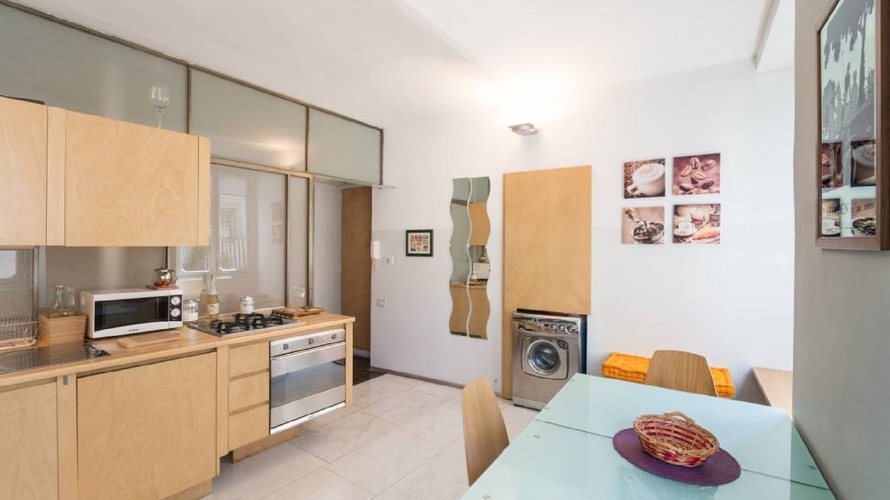 Photo of Kitchen in Roman Quarter