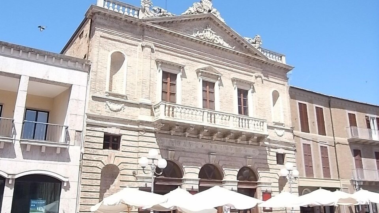 Photo of Others in Atri