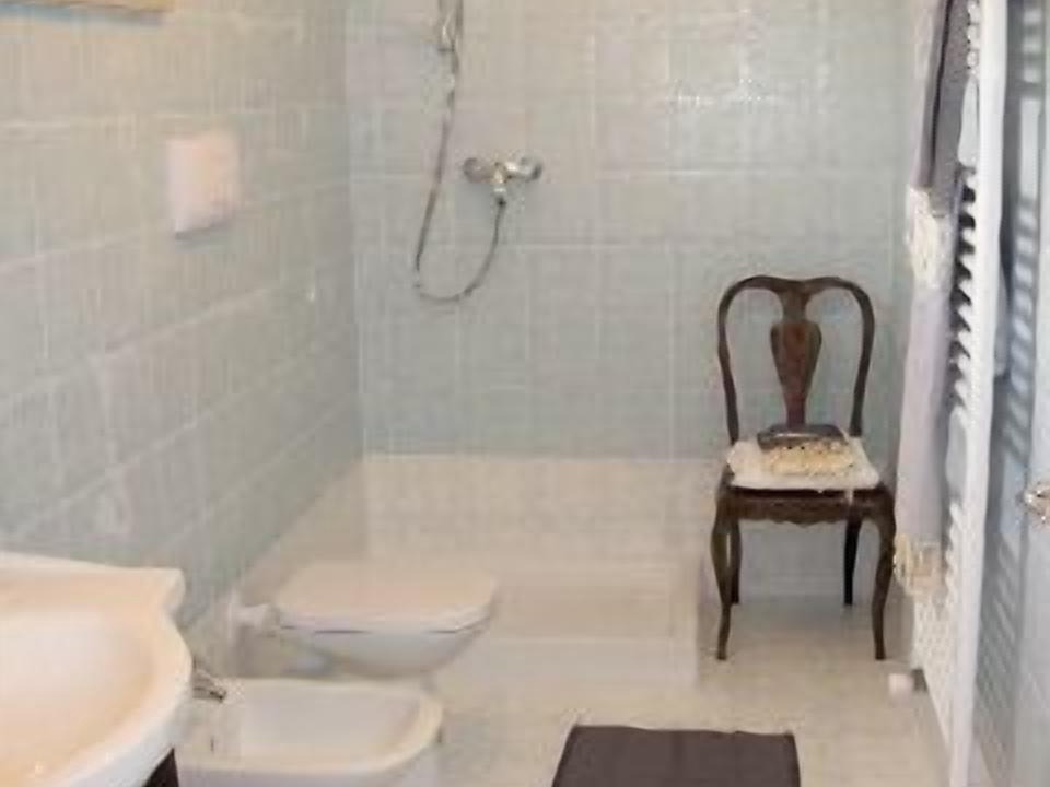 Photo of Bedroom in Atri