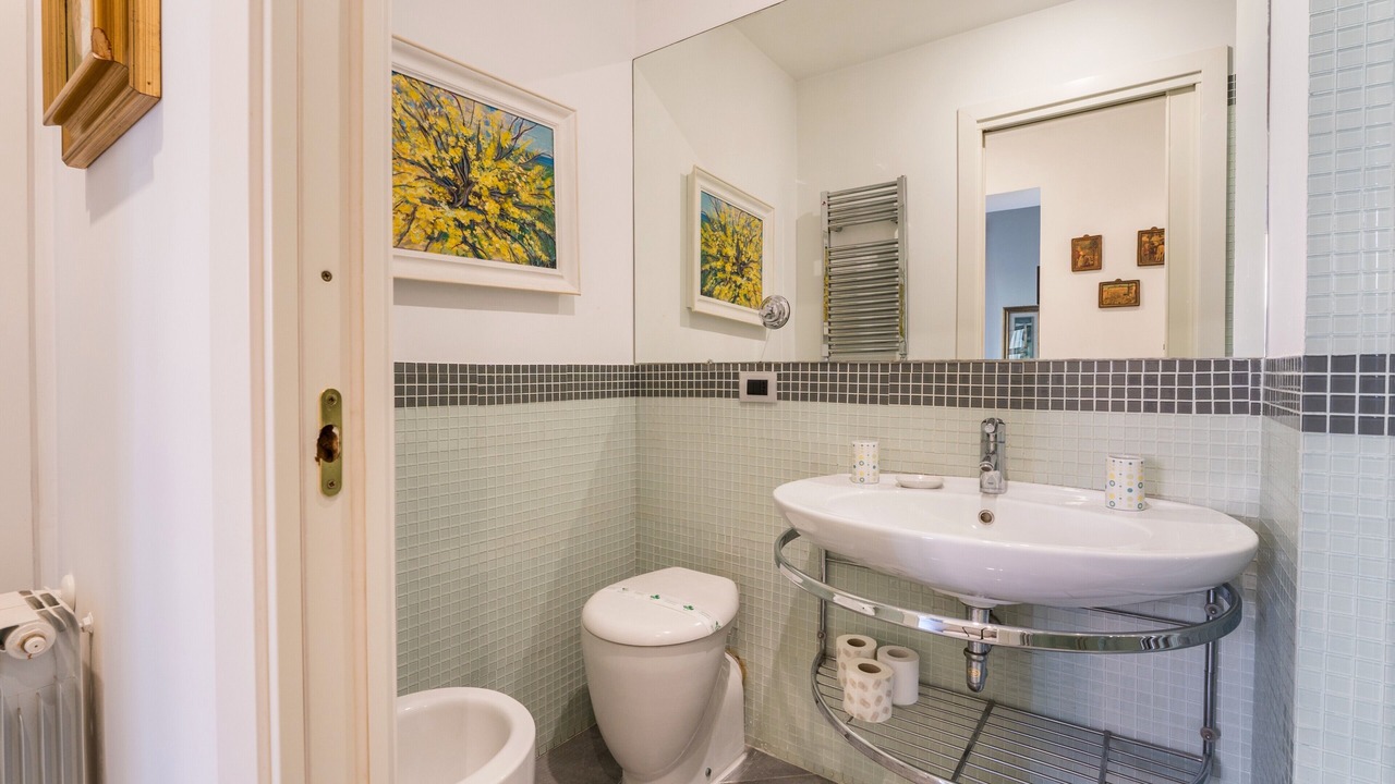 Photo of Bathroom in Celio