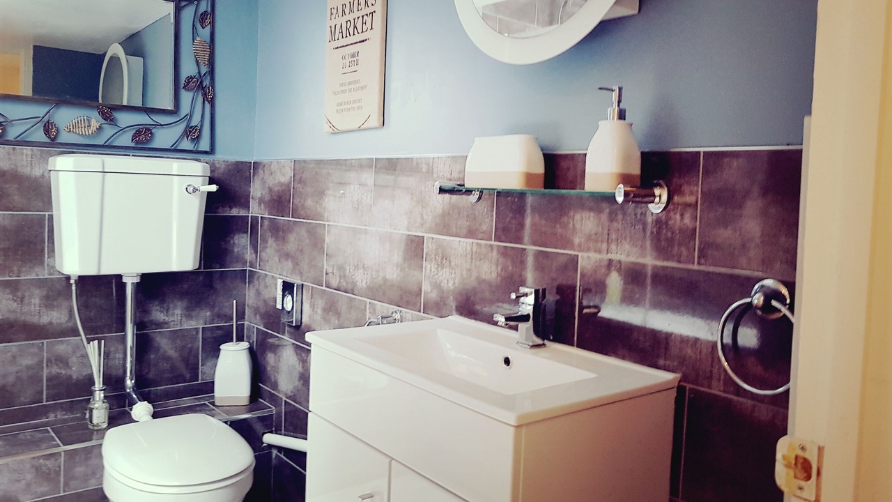 Photo of Bathroom in Edingworth