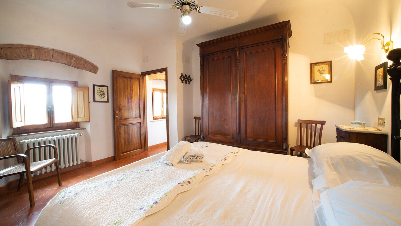Photo of Bedroom in Romola