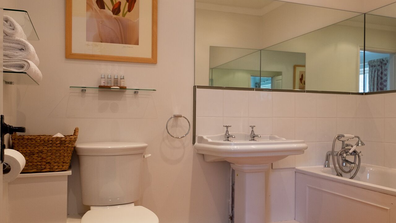 Photo of Bathroom in Sibford Gower
