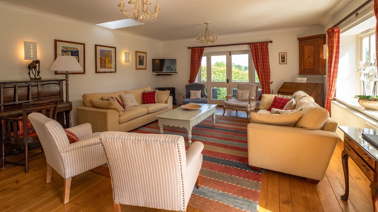 Photo of Livingroom in Sibford Gower