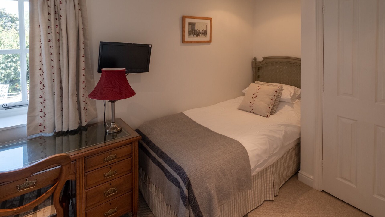 Photo of Bedroom in Sibford Gower