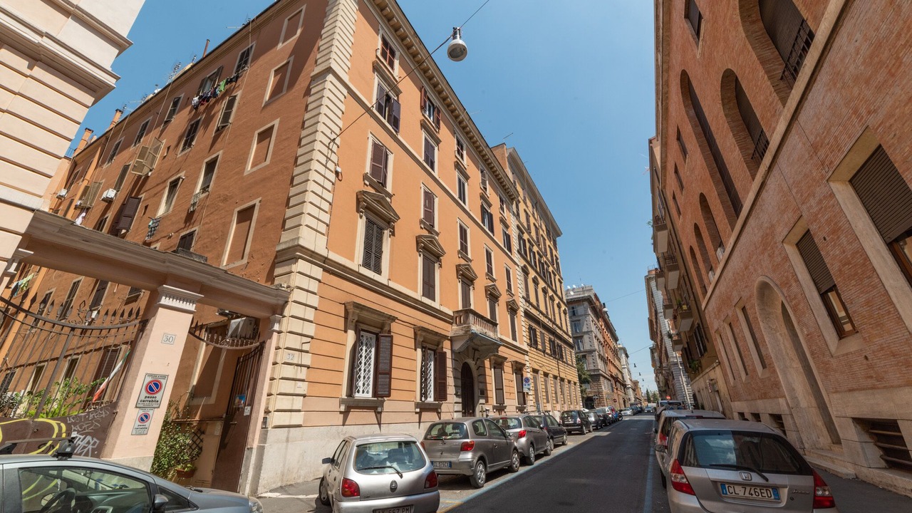 Photo of Others in Esquilino