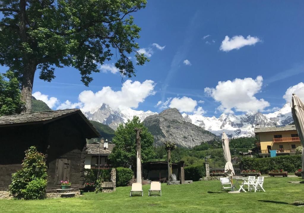 Photo of Outdoor in Pallusieux