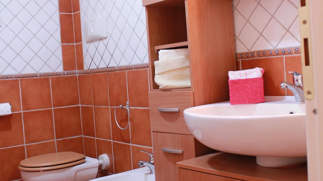 Photo of Bathroom in Naples City Centre