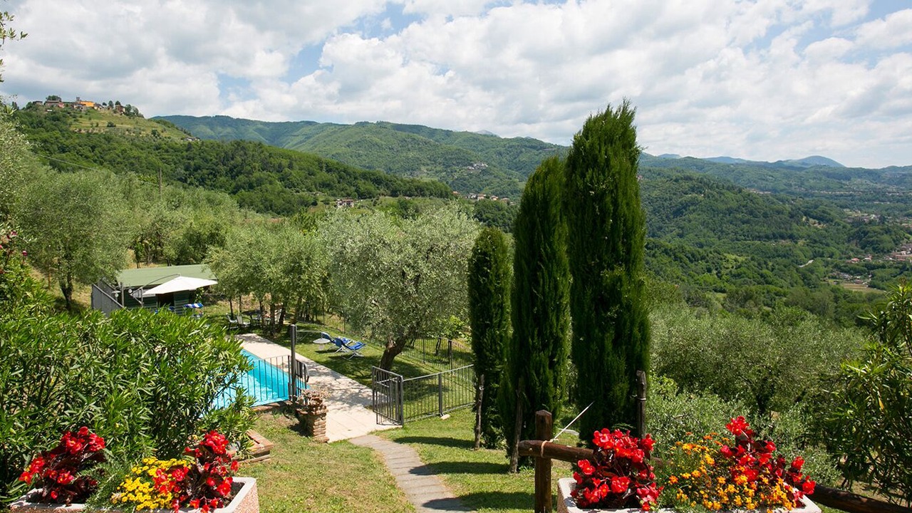 Photo of Outdoor in Mologno