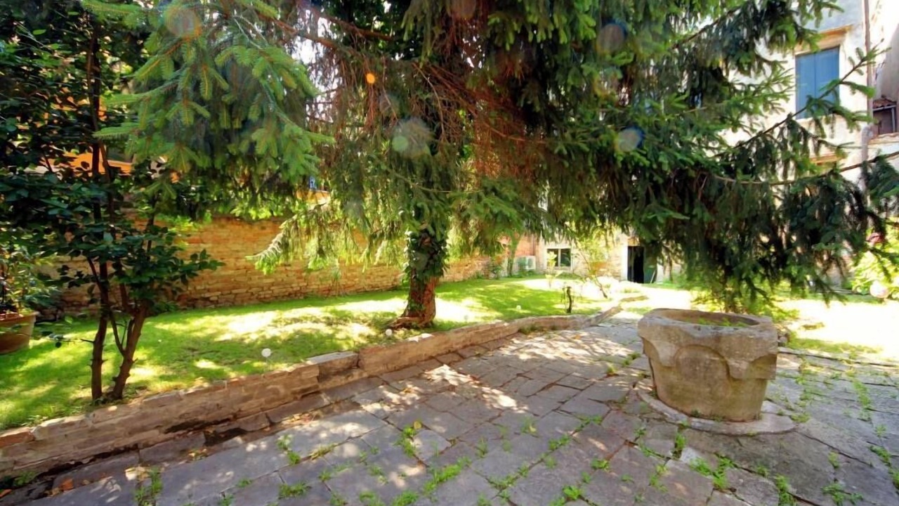 Photo of Outdoor in Castello