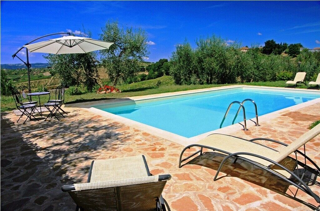 Photo of Outdoor in San Gimignano City Centre