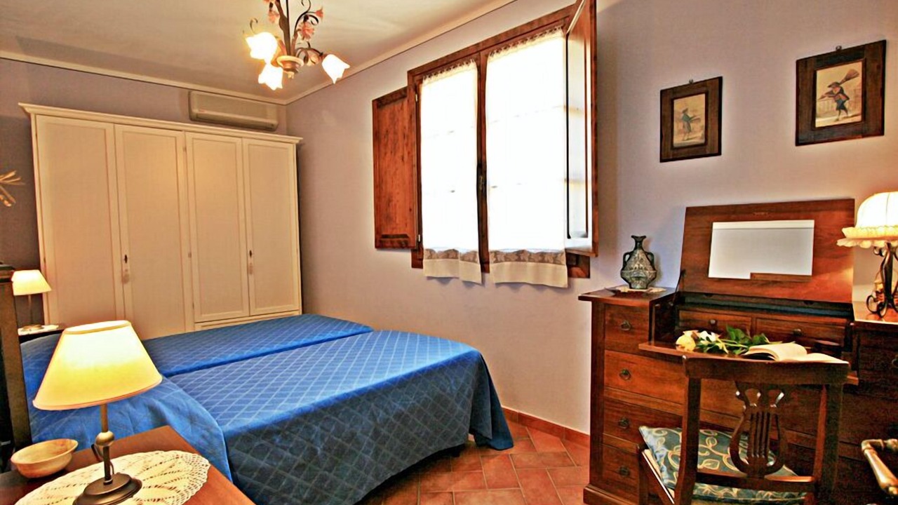 Photo of Bedroom in San Gimignano City Centre