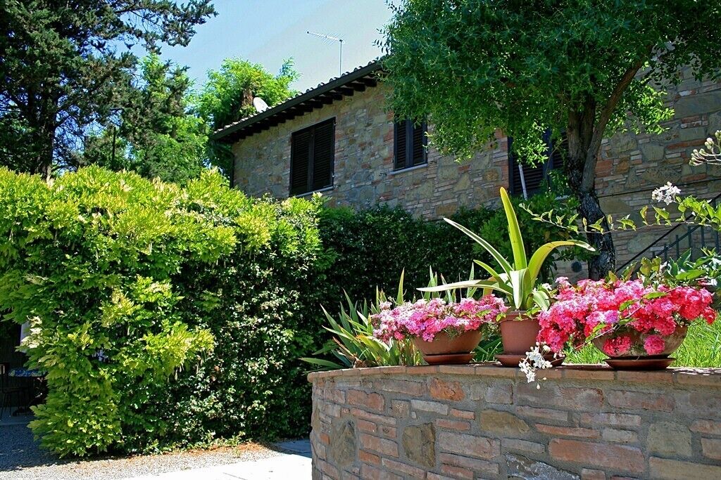 Photo of Outdoor in San Gimignano City Centre