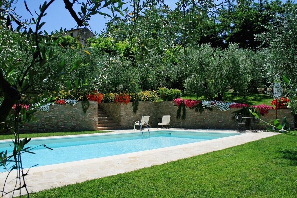 Photo of Outdoor in San Gimignano City Centre